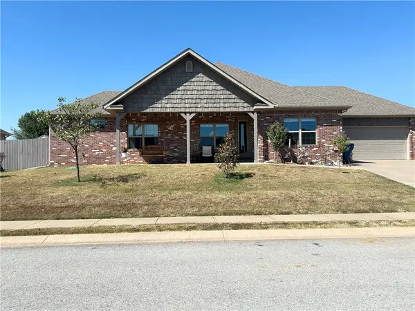 777 Harper Drive, Pea Ridge, AR 72751