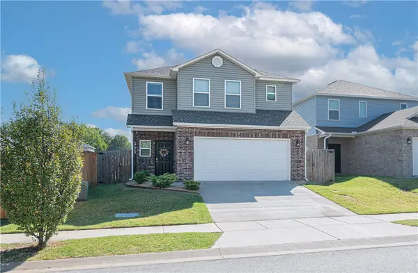 305 Poppy Street, Lowell, AR 72745