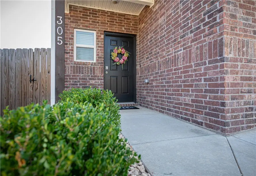 305 Poppy Street, Lowell, AR 72745 - #2