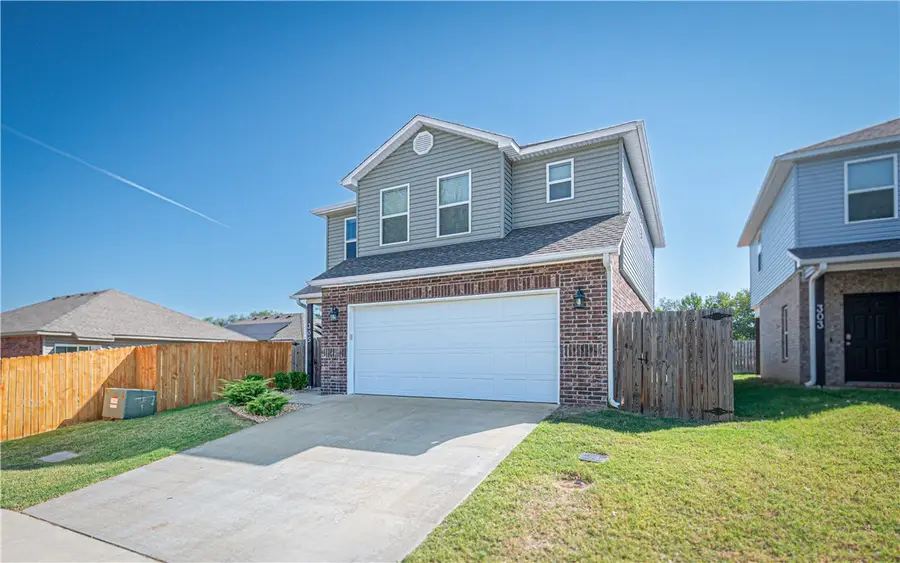 305 Poppy Street, Lowell, AR 72745 - #3