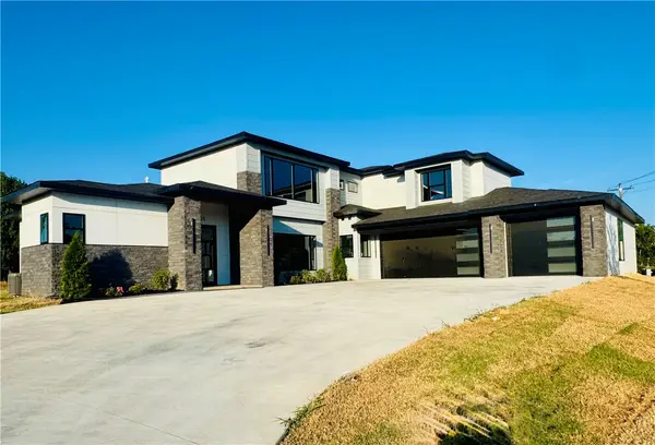 520 Hidden Forest Drive, Avoca, AR 72756