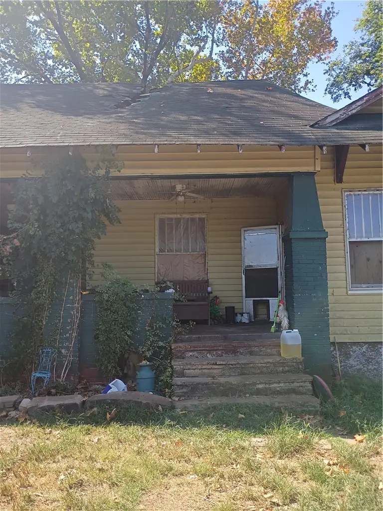 1112 Hickory Street, Paris, AR 72855 - #2