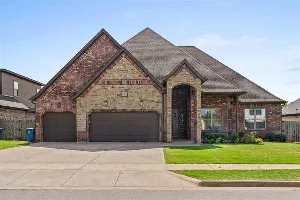 1905 SW Edinburgh Avenue, Bentonville, AR 72713
