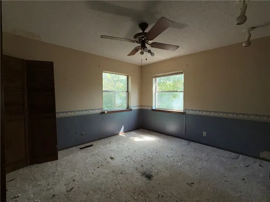 4411 E Davis Lane, Fayetteville, AR 72703 - #2