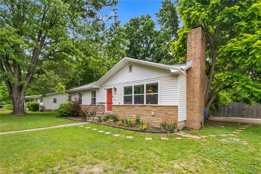 2110 W Holly Street, Fayetteville, AR 72703 - #3