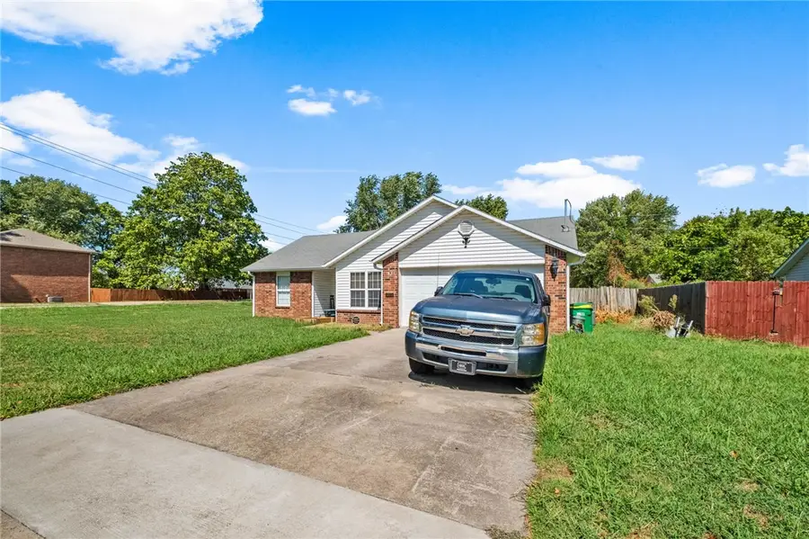 106 Wilson Street, Farmington, AR 72730 - #3
