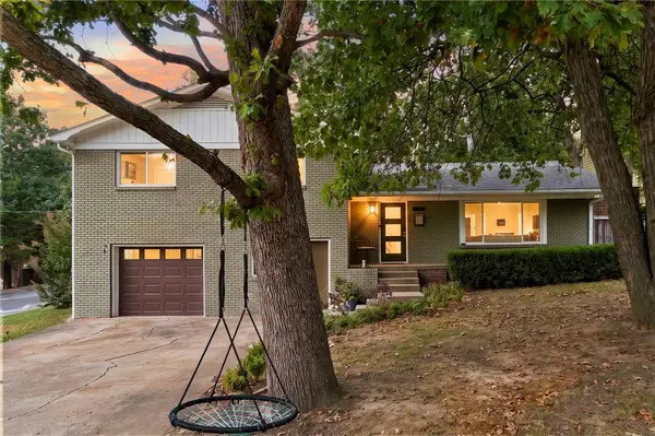 522 Hawthorn Street, Fayetteville, AR 72701