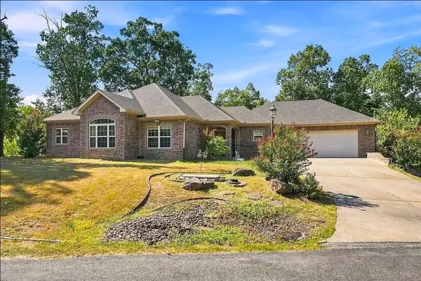 1 Yarty Lane, Bella Vista, AR 72715