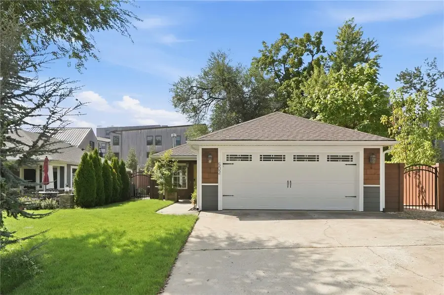 502 SE Henry Street, Bentonville, AR 72712 - #2