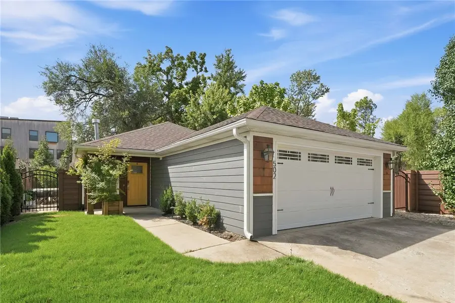 502 SE Henry Street, Bentonville, AR 72712 - #3