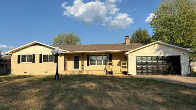1108 S Mitchell Avenue, Lincoln, AR 72744 - #1
