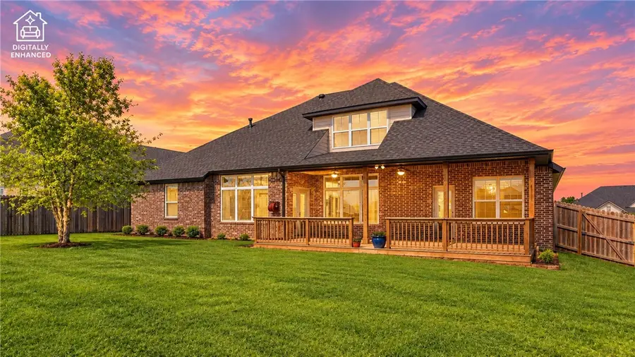 743 Saffron Avenue, Tontitown, AR 72762 - #2