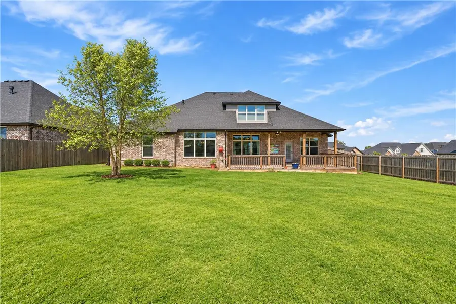 743 Saffron Avenue, Tontitown, AR 72762 - #3