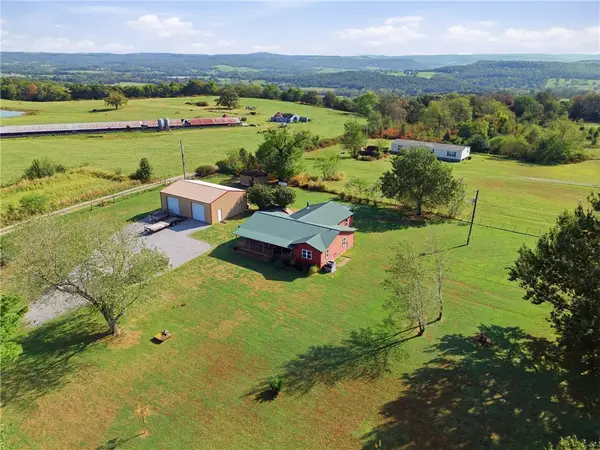 11176 E Mount Olive Road, Elkins, AR 72727