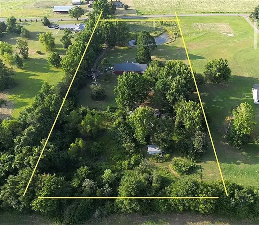 230 Summerglow Road, Russellville, AR 72802 - #2
