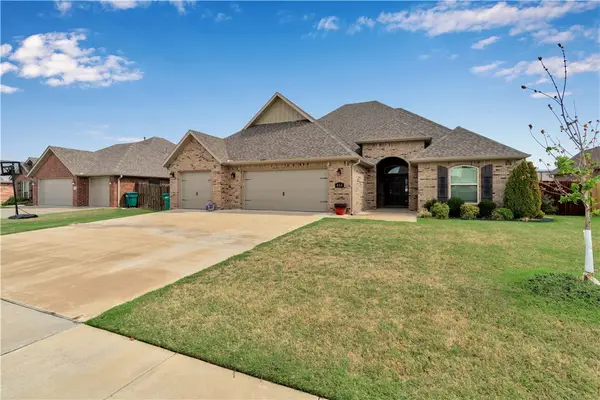 454 Frizzo Street, Springdale, AR 72762