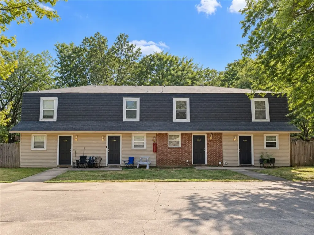 684-690 N Betty Jo Drive, Fayetteville, AR 72701 - #1