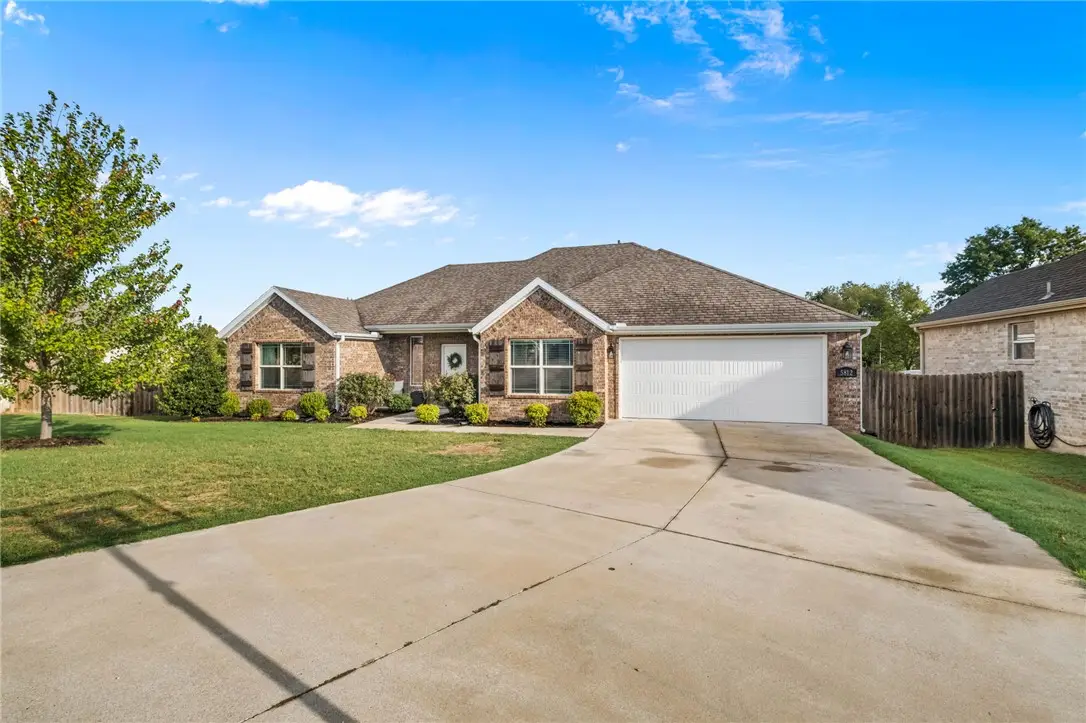 5812 W Mecklin Street, Fayetteville, AR 72704 - #1