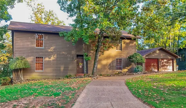 116 Canterbury Circle, Russellville, AR 72802