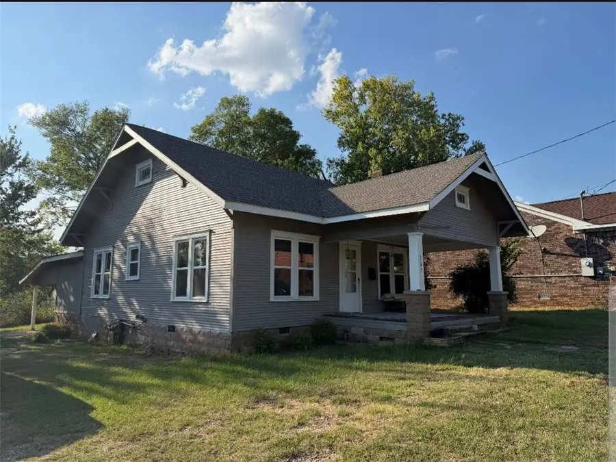 208 Cemetery Street, Clarksville, AR 72830 - #2