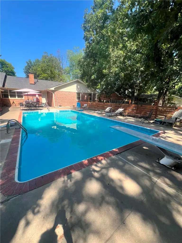 307 S Phoenix Avenue, Russellville, AR 72801 - #2