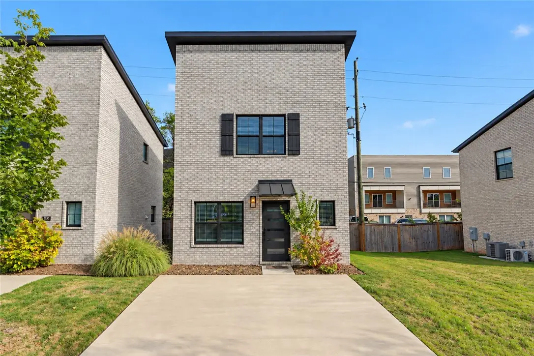 1524 W Cato Springs Road, Fayetteville, AR 72701 - #1