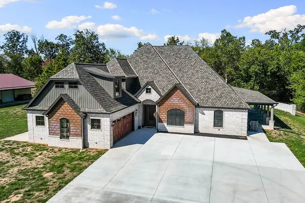 864 Healing Springs Road, Cave Springs, AR 72718