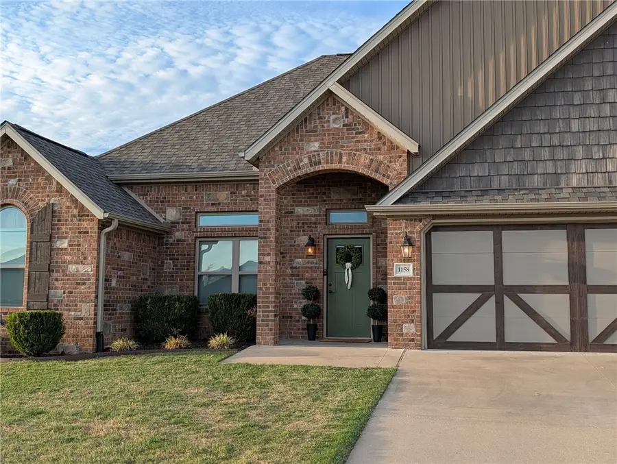 1158 Ruscello Avenue, Tontitown, AR 72762 - #2