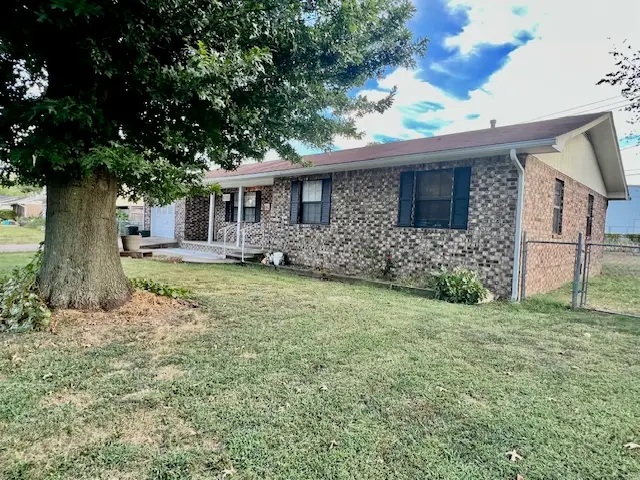 205 W 5th Street, Green Forest, AR 72638 - #3