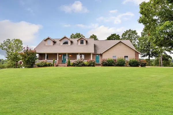 9961 Rainbow Ridge Road, Omaha, AR 72662
