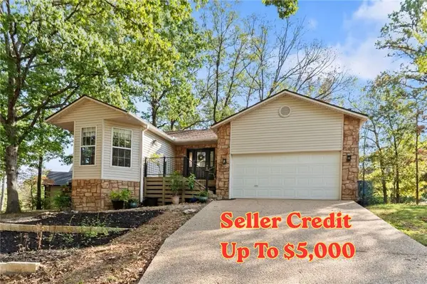 2 Edenhall Lane, Bella Vista, AR 72714