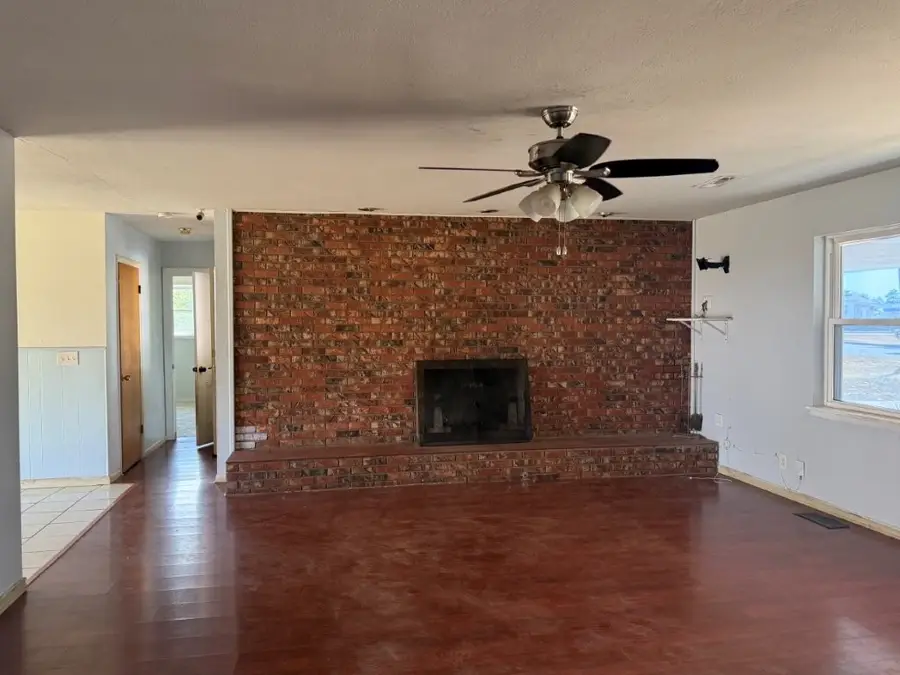305 N 9th Street, Rogers, AR 72756 - #2