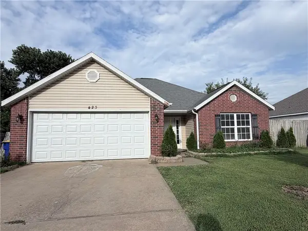 423 Crystal Street, Lowell, AR 72745