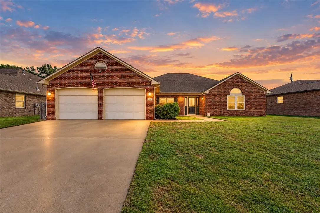 644 White Oak Street, Gentry, AR 72734 - #1