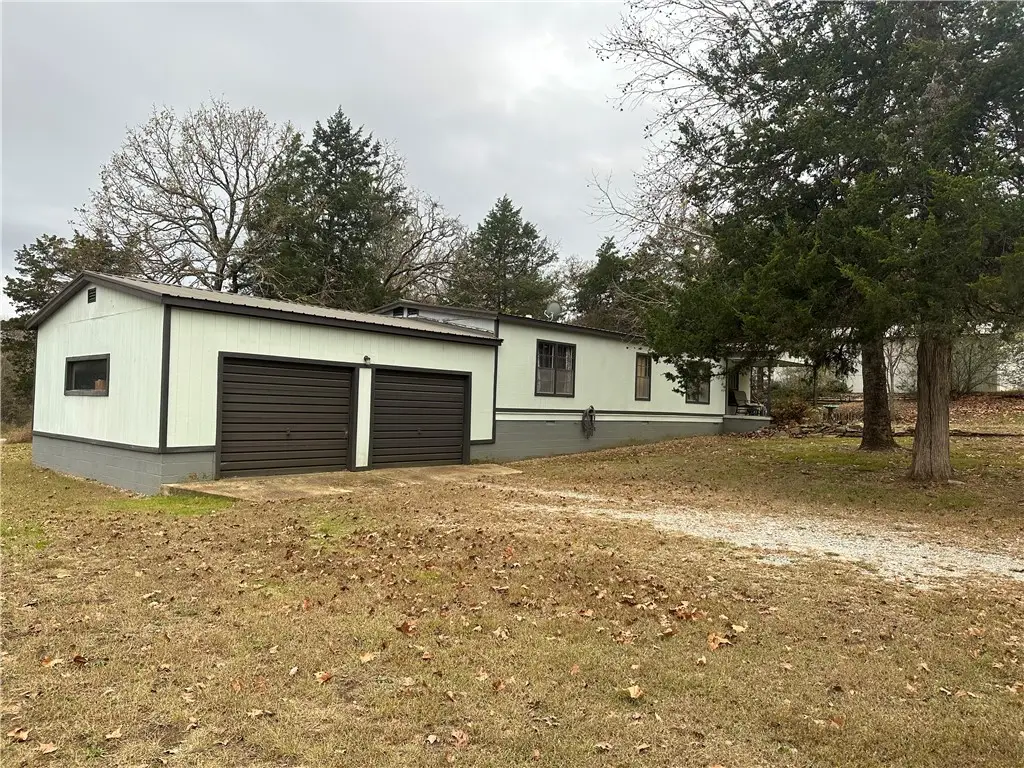 114 E Airport, Diamond City, AR 72630 - #1