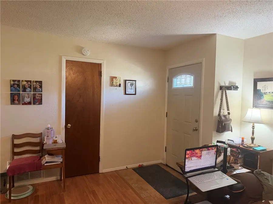 908 W Harvard Street, Siloam Springs, AR 72761 - #3