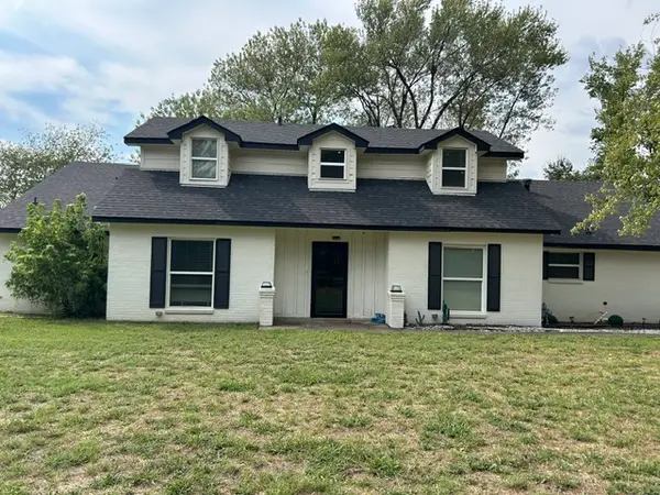 1301 Morris Avenue, Springdale, AR 72764
