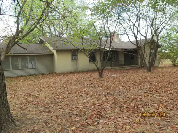 11501 E Shumate Crossing Road, Farmington, AR 72730