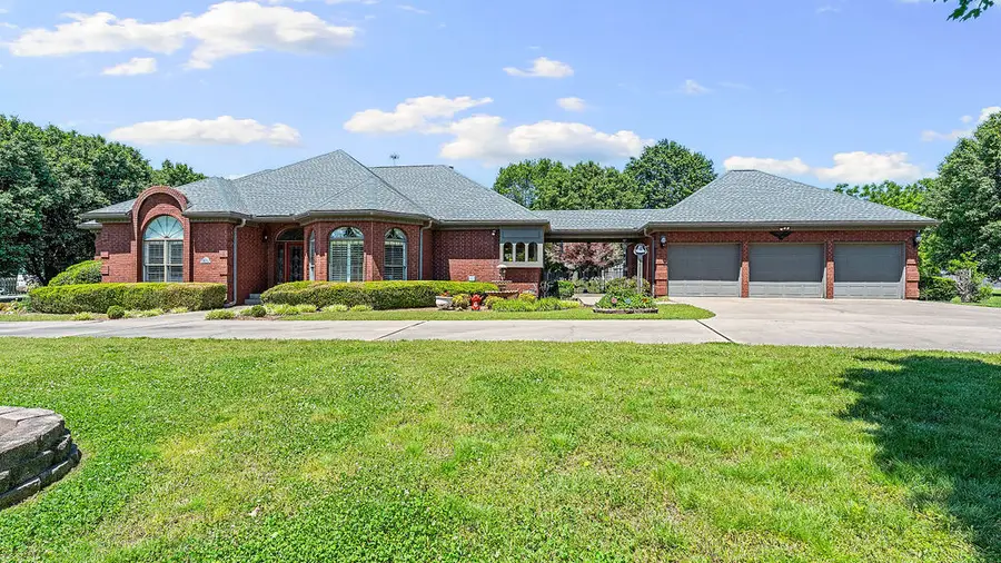 4504 W Cedar Brooke Lane, Rogers, AR 72758 - #2