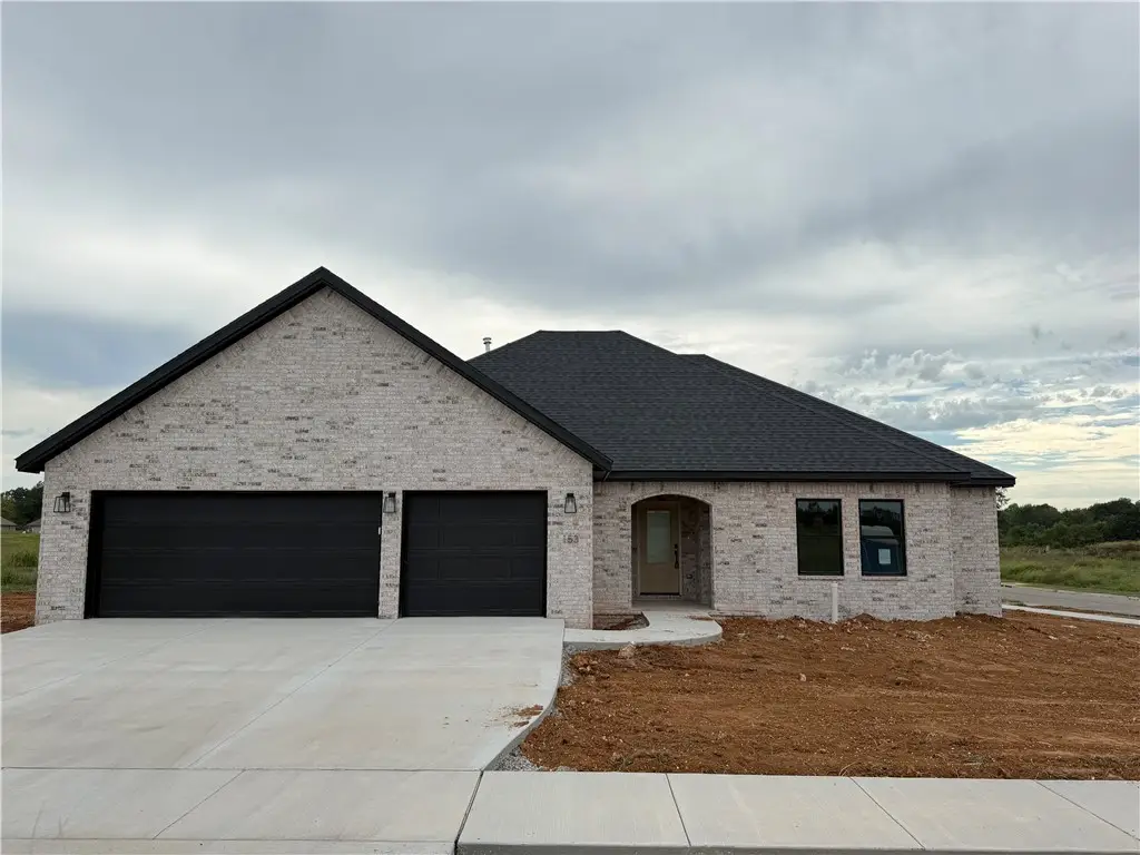 153 W Gilpin Street, Farmington, AR 72730 - #1