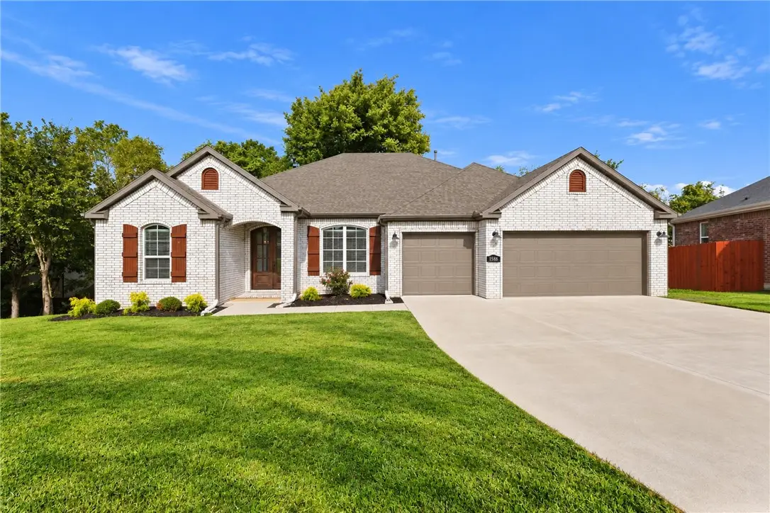 1588 N Dawes Street, Fayetteville, AR 72704 - #1