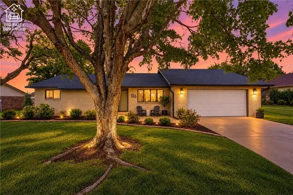 116 W 26th Circle, Fayetteville, AR 72701