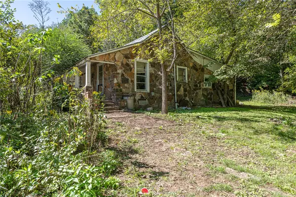 1075 Ella Road, Winslow, AR 72959