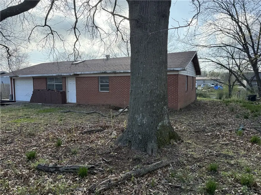 1077 Eubanks Street, Decatur, AR 72722 - #2