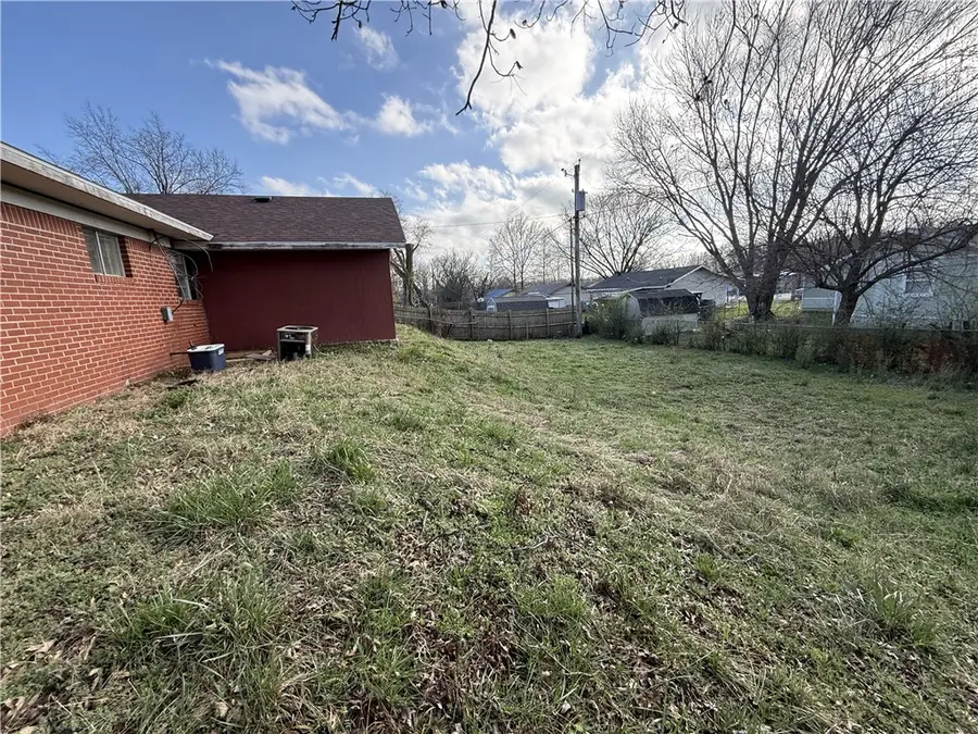 1077 Eubanks Street, Decatur, AR 72722 - #3