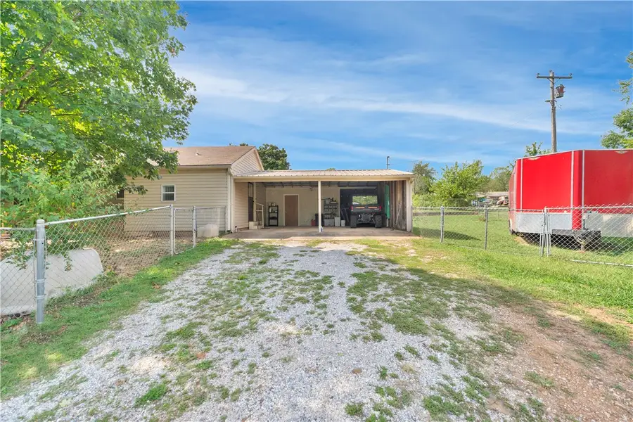 501 Polk Street, Huntsville, AR 72740 - #2
