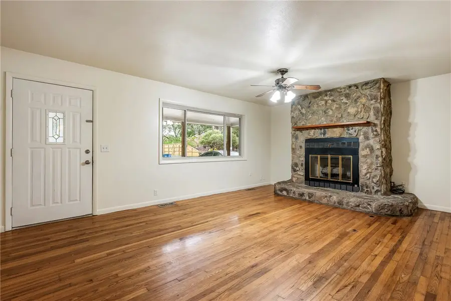988 Bowen Street, Pea Ridge, AR 72751 - #2
