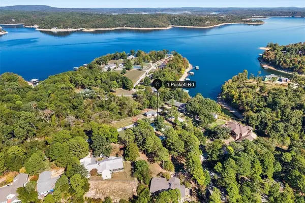 1 Puckett Road, Rogers, AR 72756
