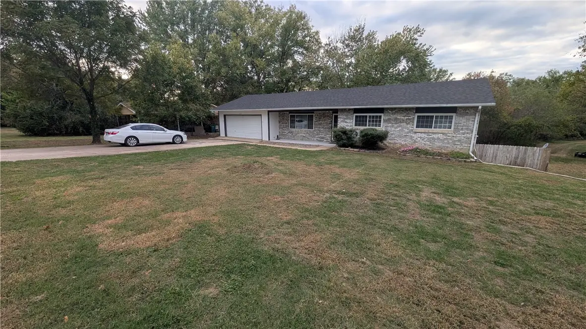 117 N Cynthia Avenue, Farmington, AR 72730 - #1