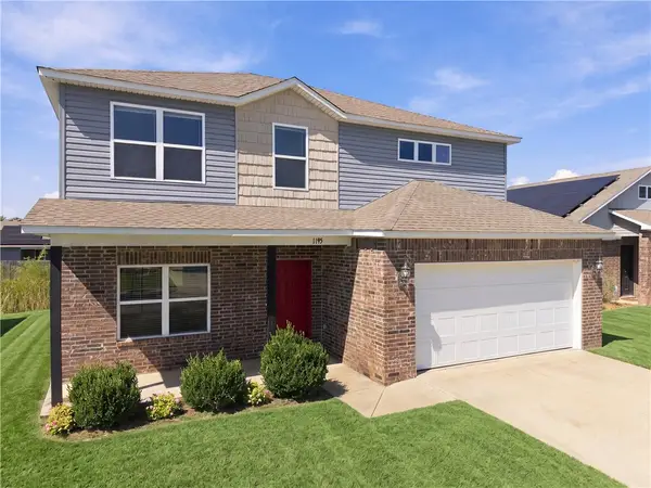 1195 S Ivory Bill Lane, Fayetteville, AR 72701